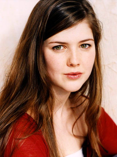 Catesby Bernstein sebagai Kiara Westford. Photo credit: Moviespictures.org