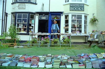 Photo by Photo by www.gopixpic.com