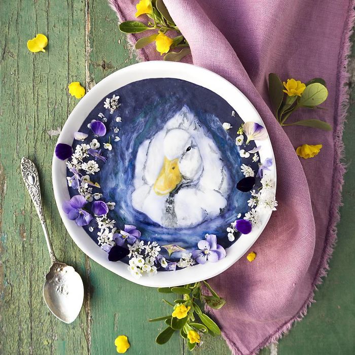 Smoothie bowl karya Hazel Zakariya. Photo credit: Hazel Zakariya