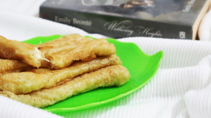 2nd attempt: cheese stick Mari-chan dengan kulit home made. Photo: Tantri Setyorini