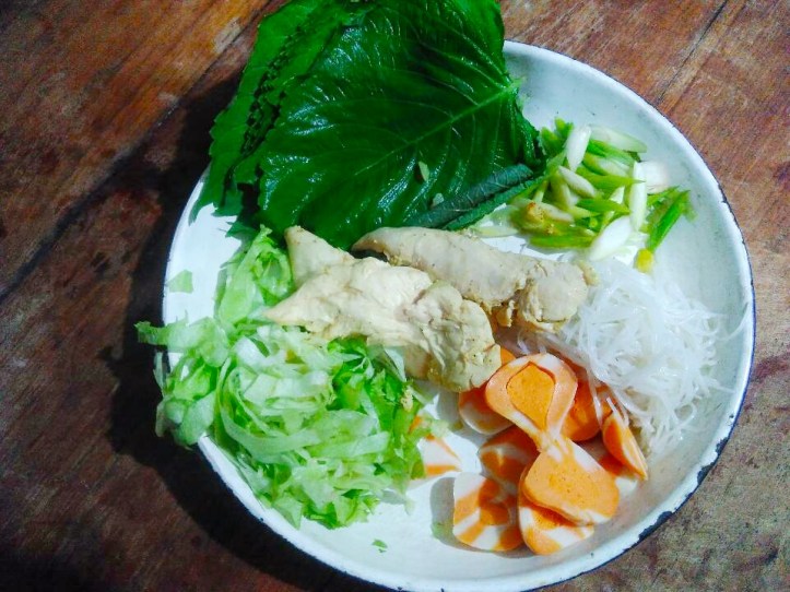 Bahan filling vietnamese roll. Photo: Tantri Setyorini