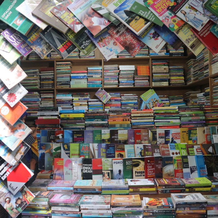 Pasar Buku Wilis. Photo: Tantri Setyorini