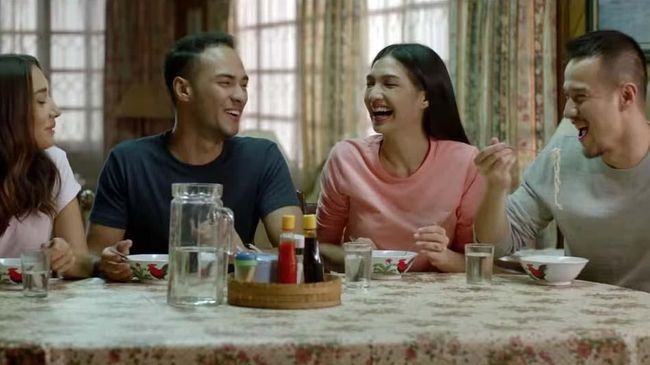 Keara, Ruly, Denise, dan Harris di Antologi Rasa. Photo: Soraya Intercine Films.