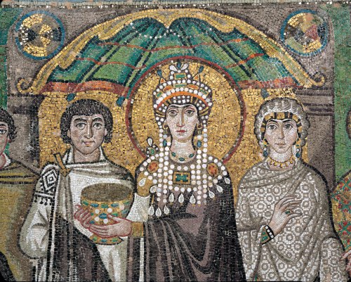 Lukisan mosaik Theodora di Basilika San Vitale, Ravenna. Photo: 