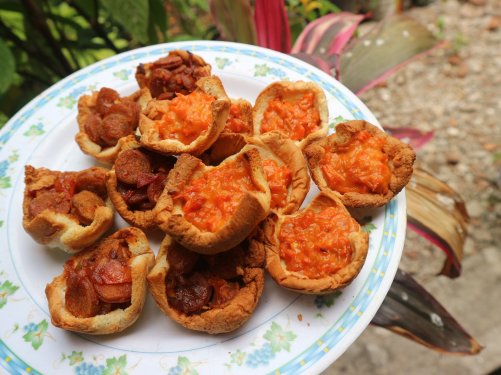 Bread tart. Photo: Tantri Setyorini