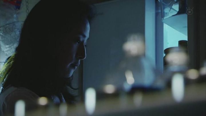 Yuki Amami sebagai Ayane Mashiba di Galileo © Fuji TV | Toho