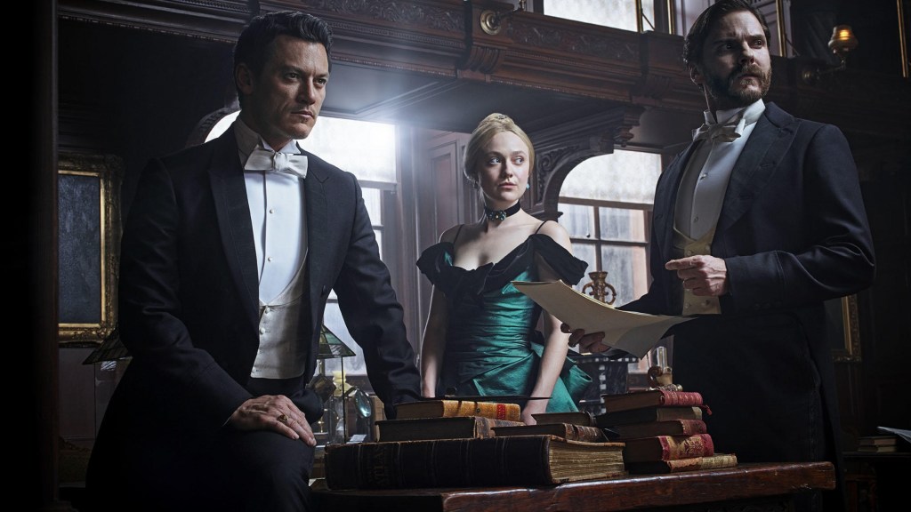 John Schuyler Moore (Luke Evans), Sara Howard (Dakota Fanning) dan Laszlo Kreizler (Daniel Brühl) di The Alienist © TNT | Netflix | Paramount Television