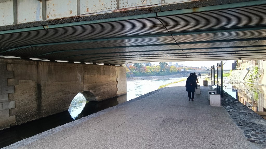 Sungai Kamo, Gion, Kyoto ©2023 Tantri S