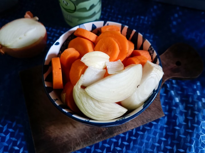 langkah pembuatan carrot potage Hanamaru's Kitchen. © Tantri Setyorini