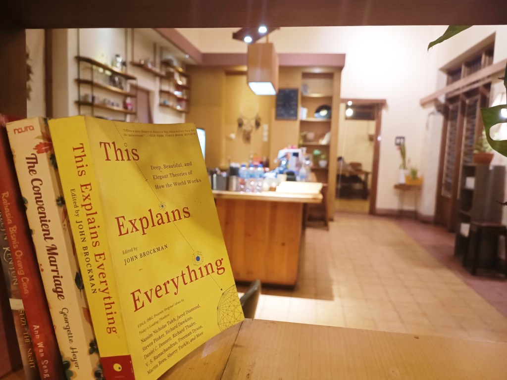 suasana di Bohemian Cafe, Malang © dok. pribadi/Tantri S