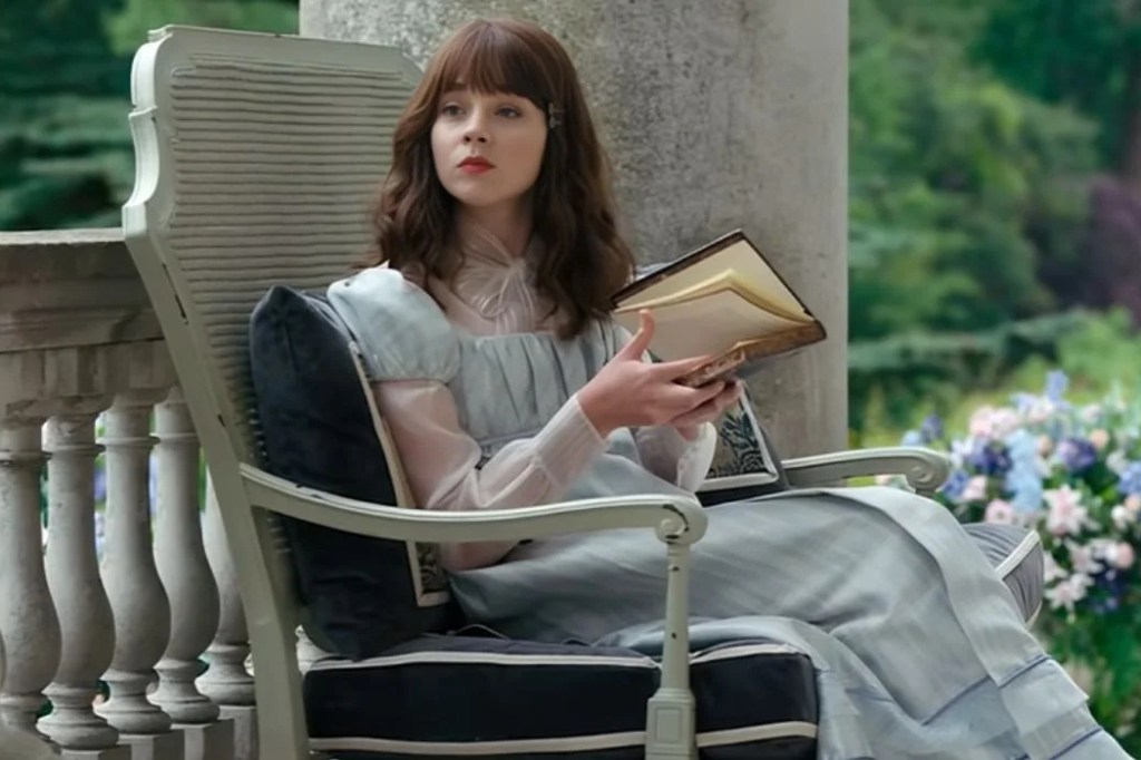 Claudia Jessie sebagai Eloise Bridgerton di serial Netflix, Bridgerton © dok. Netflix/Bridgerton