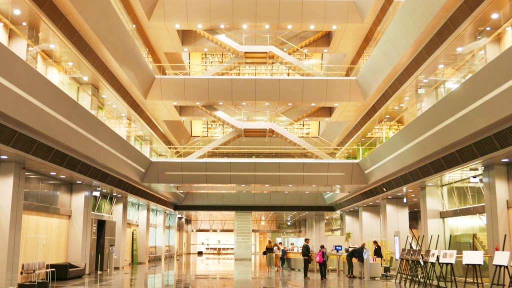 National Library of Latvia © Wikimedia Commons/Ken Eckert