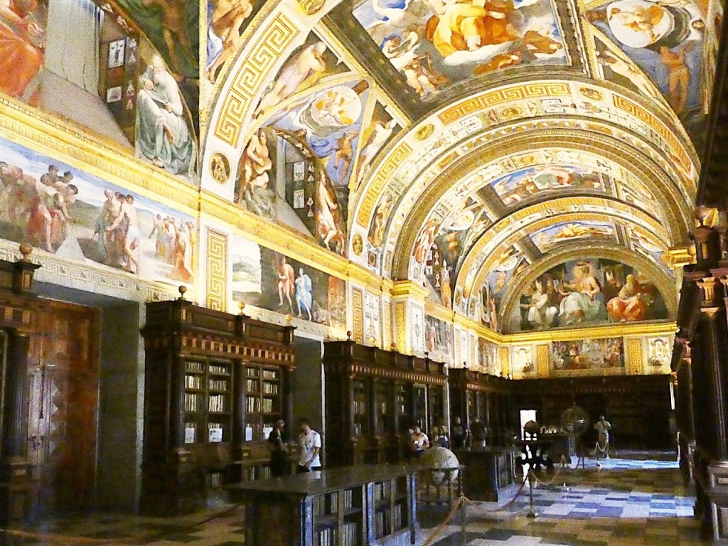 Perpustakaan Biara San Lorenzo de El Escorial © Wikimedia Commons/Miguel Angel Masegosa Martínez
