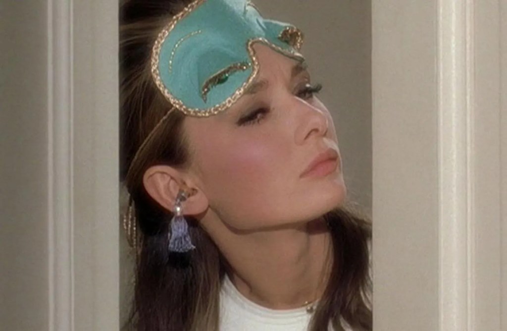 Audrey Hepburn sebagai Holly Golightly di film Breakfast at Tiffany’s © dok. Paramount Pictures/Breakfast at Tiffany's